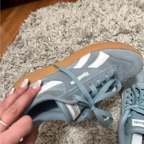 Reebok Womens Blue Sneakers - Picture 2 of 10